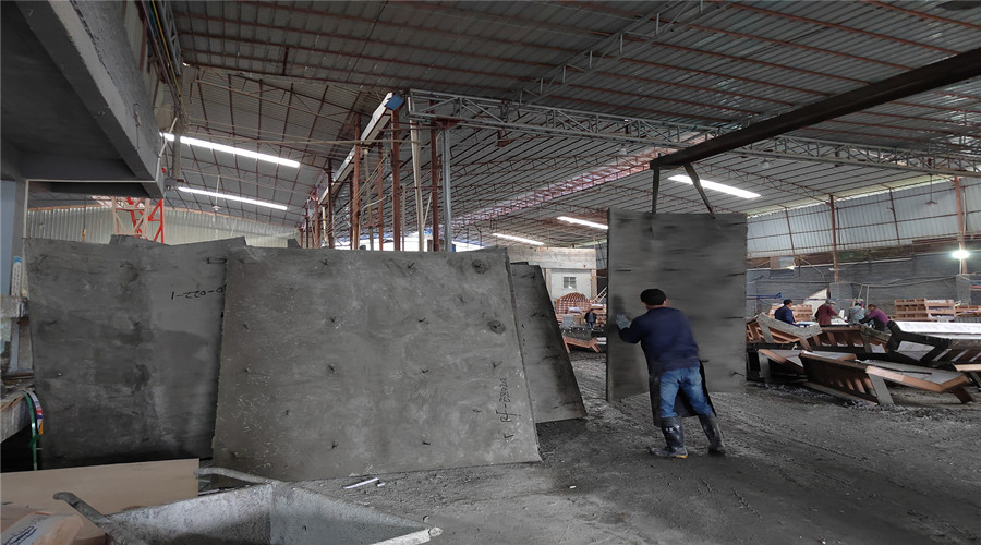 GRC構件生產中 GRC構件生產中