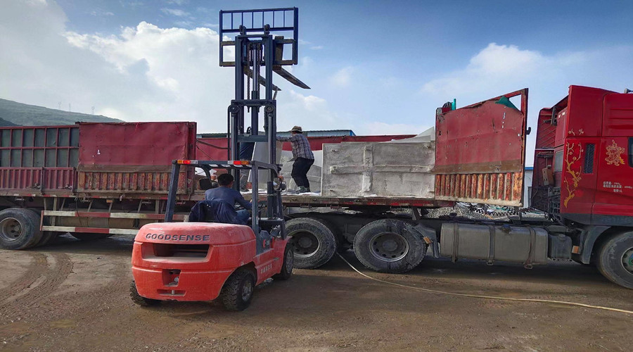 GRC外墻掛板出貨 GRC外墻掛板出貨