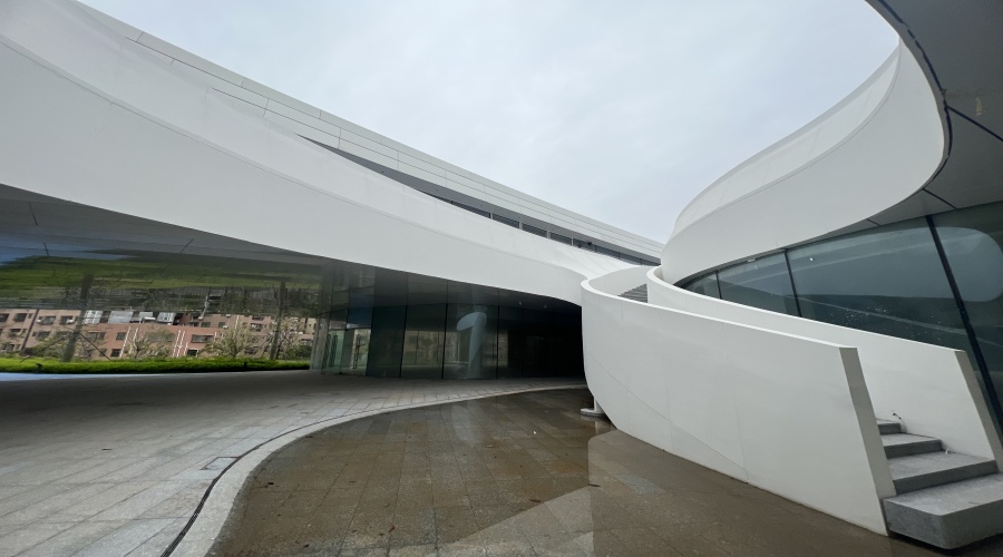 東莞大灣區(qū)大學(xué)松山湖校區(qū)GRC構(gòu)件項(xiàng)目 東莞大灣區(qū)大學(xué)松山湖校區(qū)GRC構(gòu)件項(xiàng)目