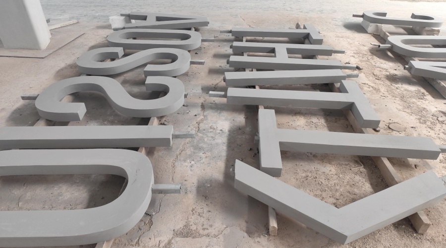 海南海口岸線(xiàn)UHPC坐凳與吧臺(tái)工程案例 海南海口岸線(xiàn)UHPC坐凳與吧臺(tái)工程案例